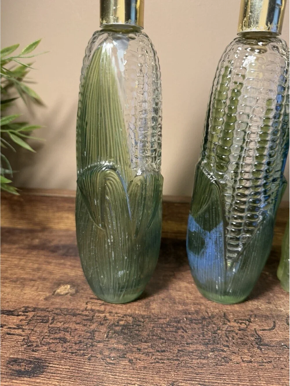 Avon Vintage Refillable Glass Soap Dispensers 4-Pack Green/Clear 10 in